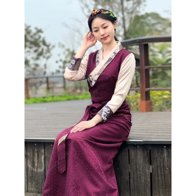 สไตล์ชาติพันธุ์ทิเบตชุดผู้หญิงสไตล์ Khampa ทิเบต Robe พื้นบ้านแบบดั้งเดิมเต้นรํากระโปรง