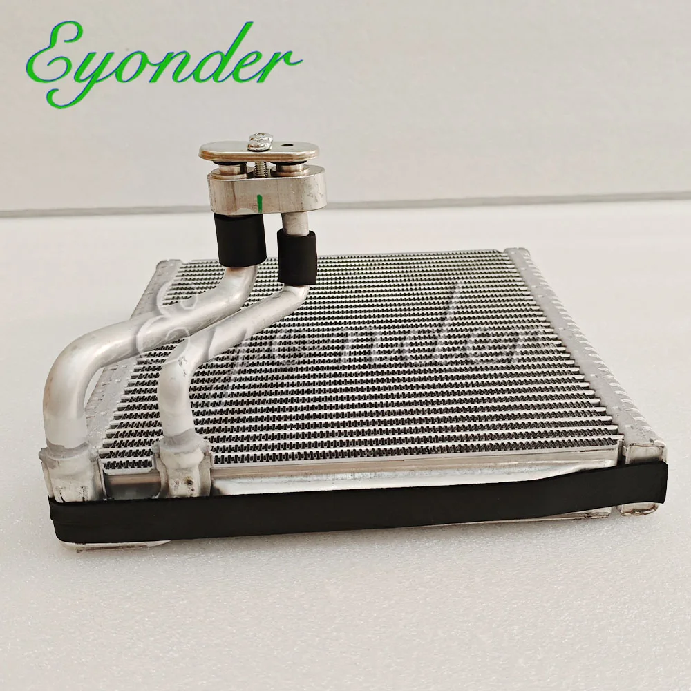 AC Air Conditioning Conditioner Cooling Coil Core Evaporator for HYUNDAI Tucson KIA Sportage 97139D7000 97139-D7000