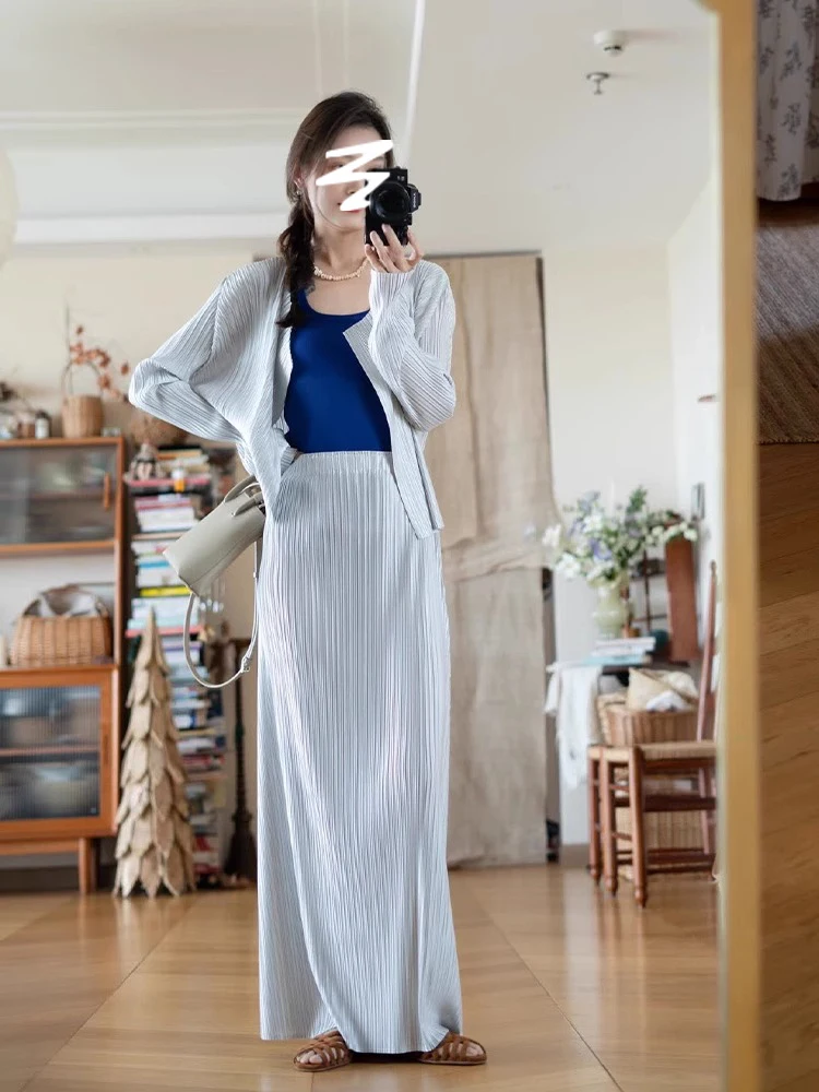 

Sun Protection High Waist Skirt Set with Cardigan Versatile Fashionable Summer Outfit Three-Color Pure Lady Style