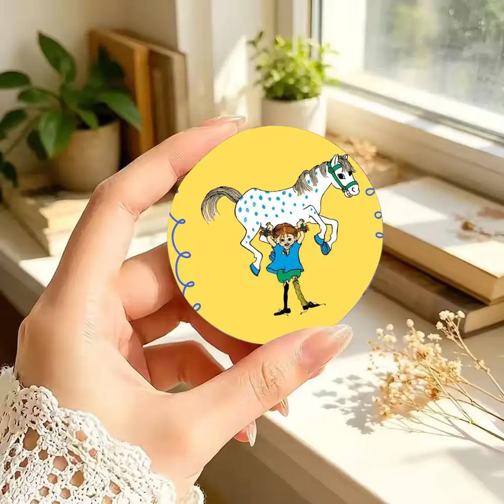 P-Pippi L-Longstocking Classic 25 32 44 58 75mm Circular Buttons Brooches Lapel Clips Trendy Ornament Festive Souvenir Present