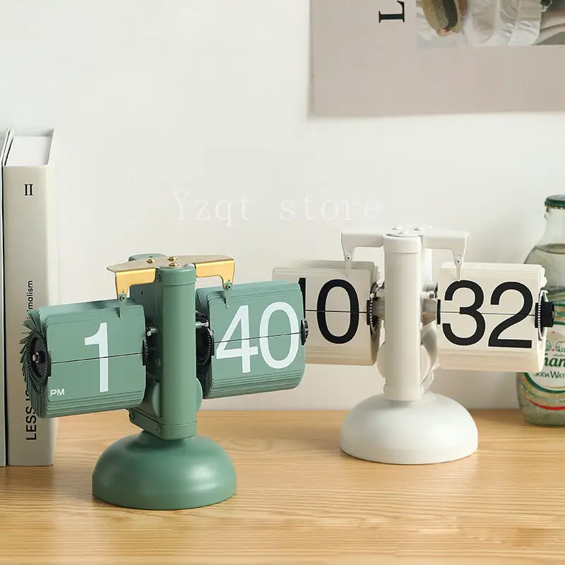 Creative mechanical automatic page turning clock desktop simple retro desktop digital pendulum clock light luxury minimalist