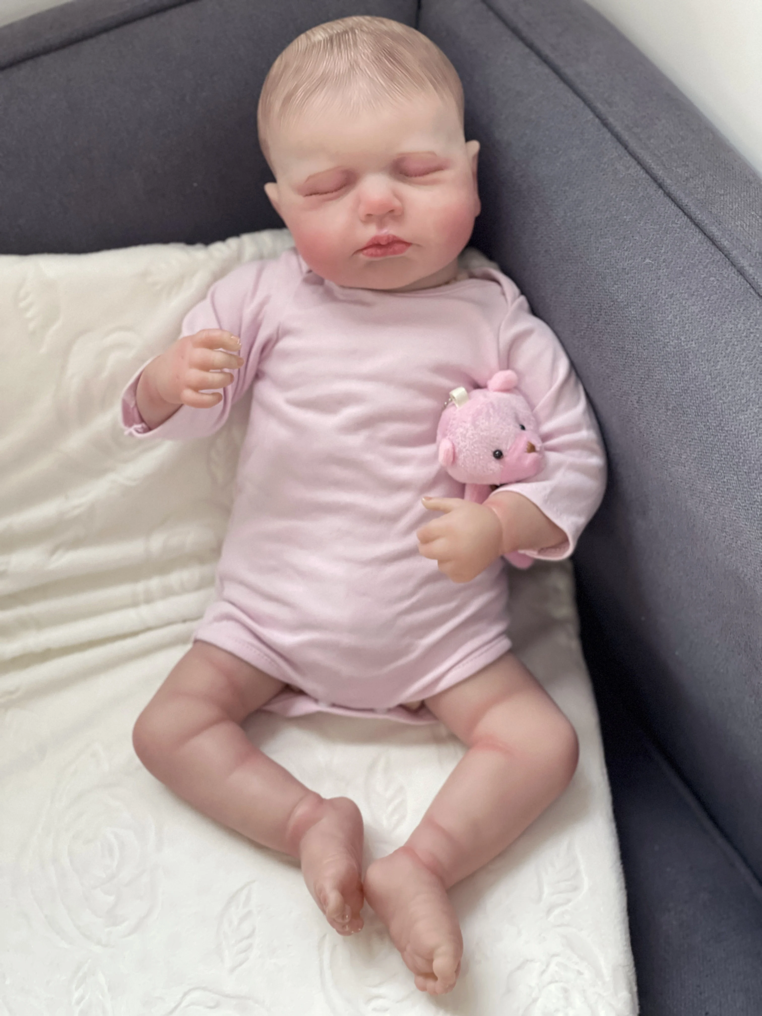 19inch Sleeping Loulou Soft Cloth Body Reborn Doll Newborn Cuddly Baby Hand-painted Hair 3D skin multiple Layers Visible Veins