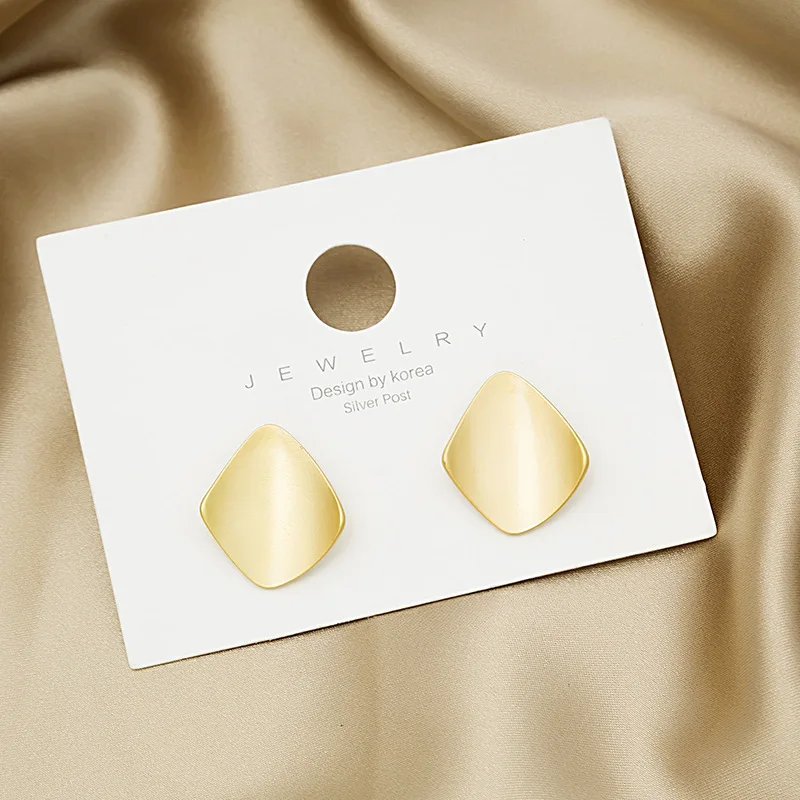 Matte minimalist square retro Hong Kong style 2024 new trendy earrings and stylish Ear Studs，Jewelry gift