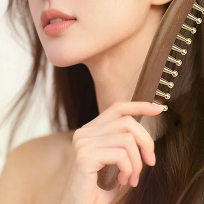 

10-Teeth Copper & Wood Massager Comb For Head Meridian Therapy And Relaxation Golden Sandalwood Scraping Guasha Long Handle