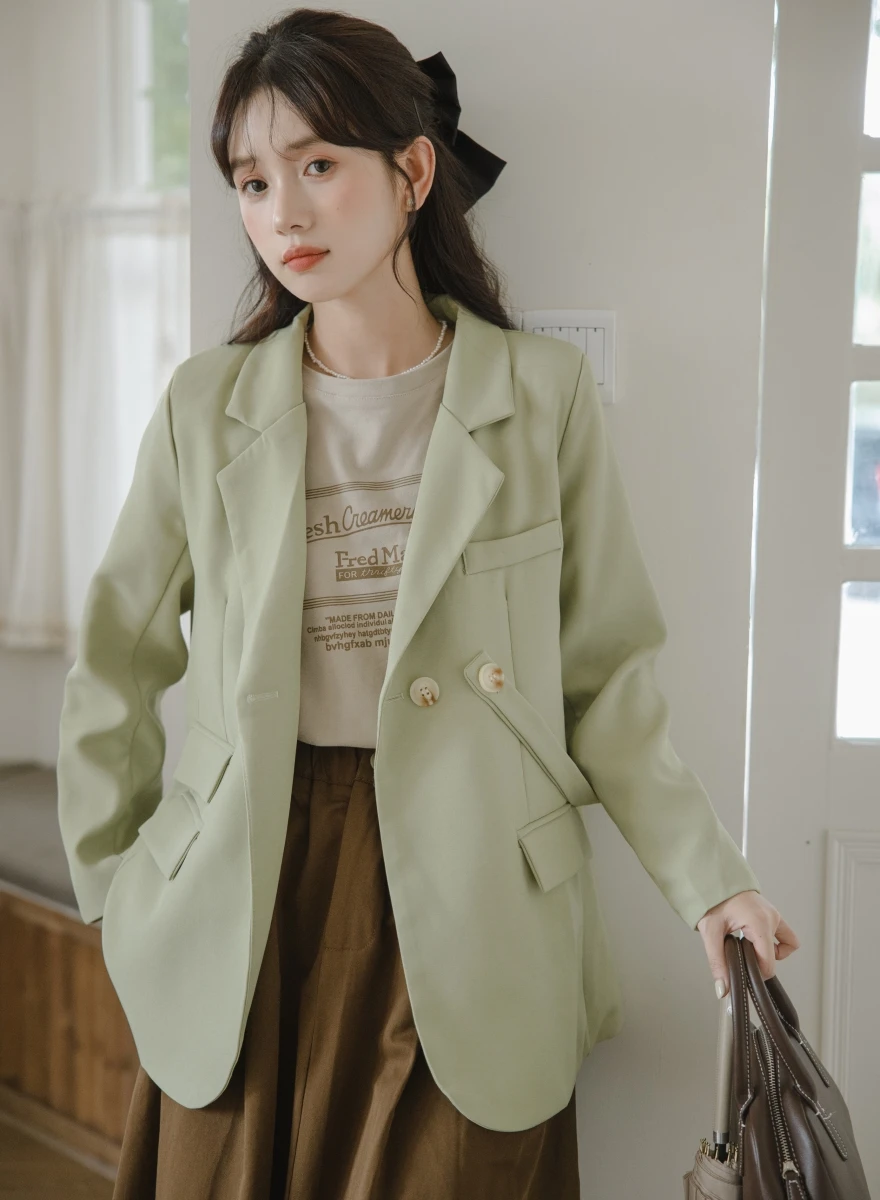 

Real Shot: 2024 Spring New Loose Double-breasted Design Sense Versatile Suit Jacket for Women Female Office Lady Fashion Coat