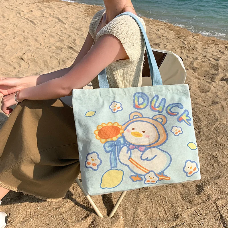 

Fashionable cute bear canvas bag women's large capacity tote bag shoulder bag 2024 new tote bag