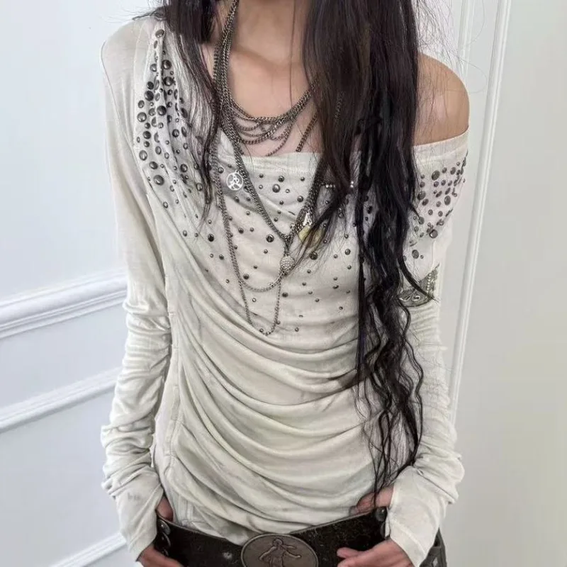 

Skew Collar Strapless Pleated Long-sleeved T-shirt Women 2026 Spring New High Street Rhinestone Fashionable All-match Tops