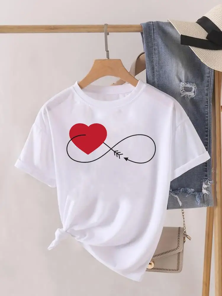 Love Heart Feather Trend Women Fashion Clothing Graphic T-shirts Clothes Print Female Shirt Short Sleeve Lady Casual Tee