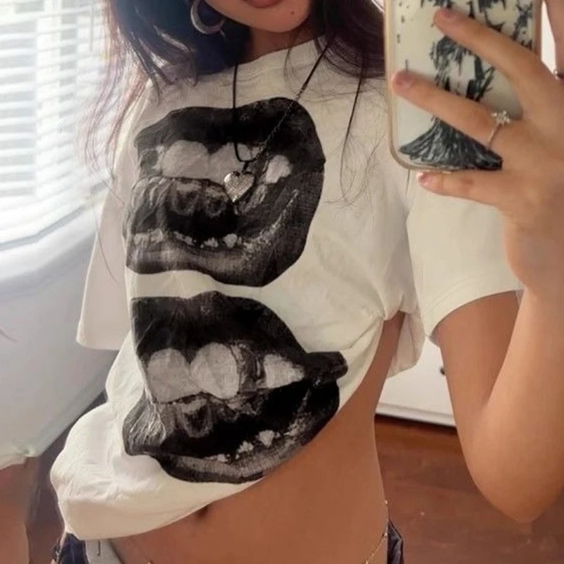 

Deeptown Gothic Graphic Print Women T-Shirts Short Sleeve Skew Collar Off Shoulder 90s Style Tees Loose Hip Hop Gyaru Streetwear