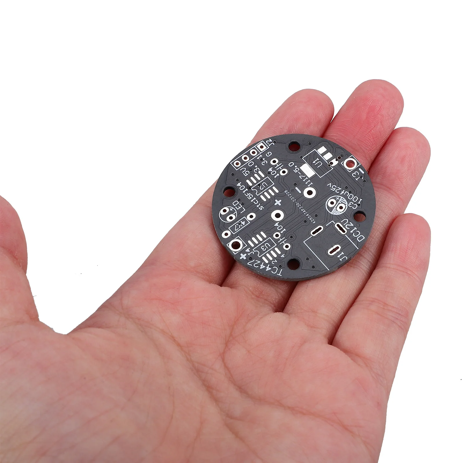 

1Set Soldering Practice Kit for Beginners DIY Electronic Soldering Project High Precision Stable Assembly Learning Experience