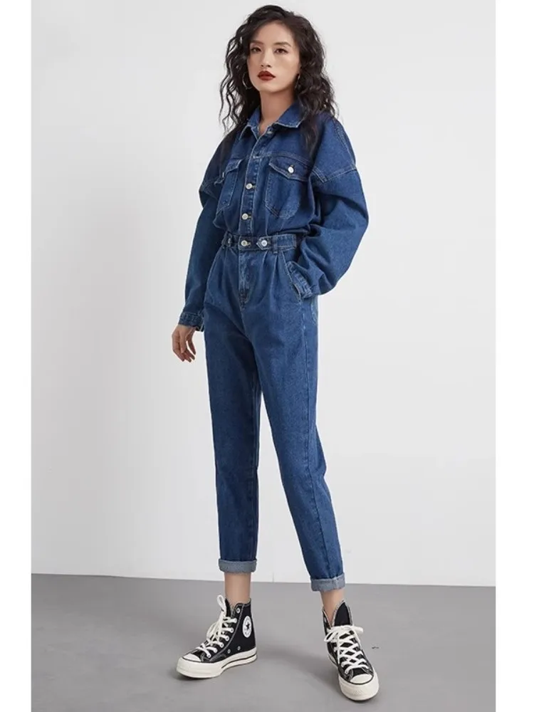 Retro Blue Jumpsuit Jeans For Women'S Autumn And Winter New Style, Featuring A Lapel And Waist Cinching Slim Fit Jumpsuit