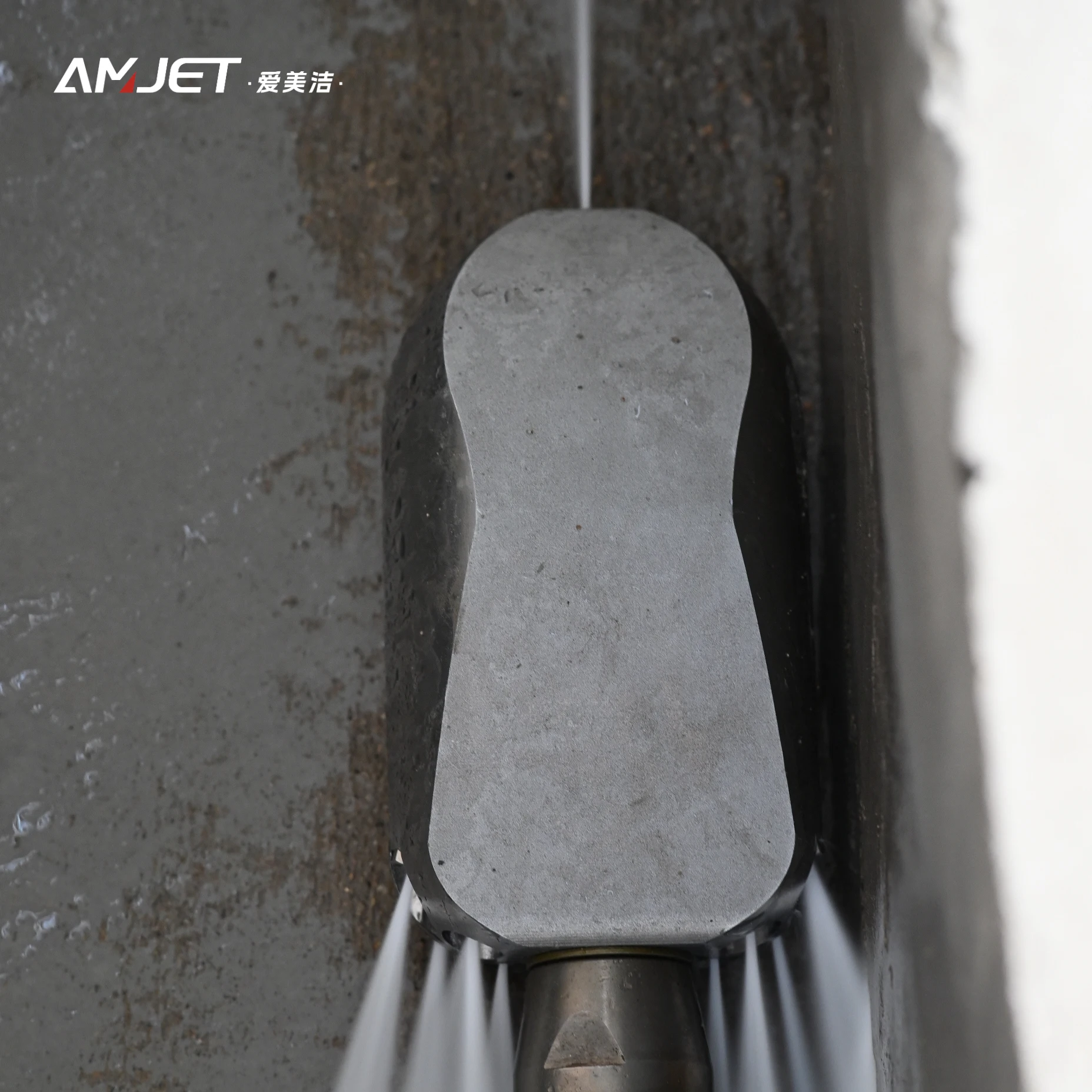 Connected Pressure Washer Nozzle Heavy Duty Cleans Ditches