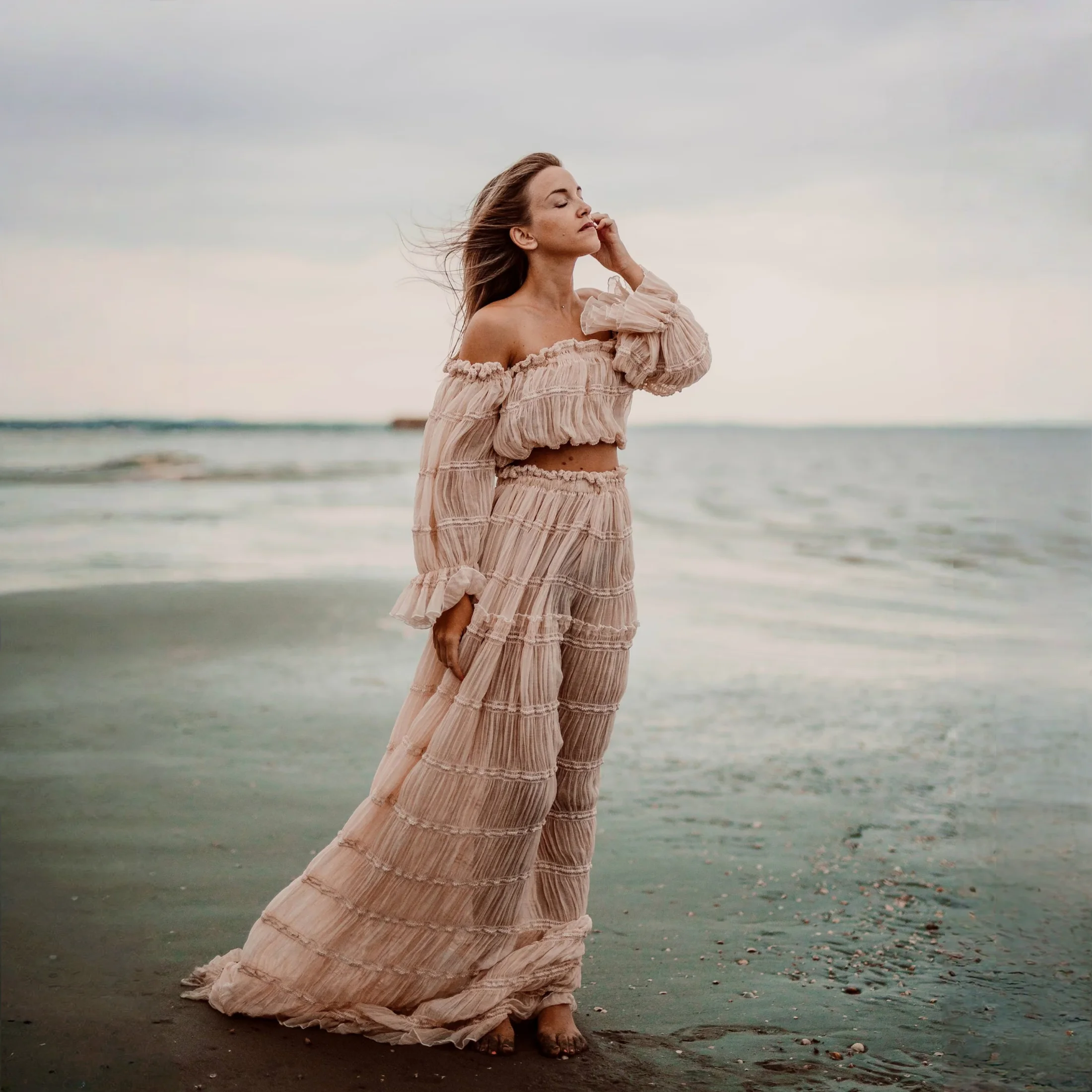 

2 in 1 Pleated Chiffon Maternity Photography Outfit Two Pieces Summer Chiffon Pregnancy Photography Props Dress Set