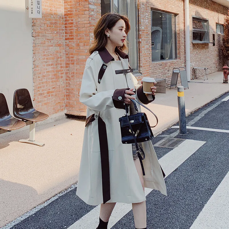 

Новинка 2025 года, женский плащ в корейском стиле, свободный длинный повседневный двубортный плащ с поясом контрастного цвета