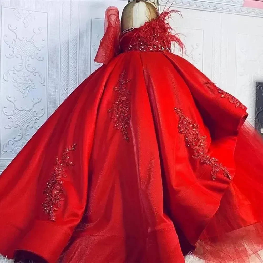 

2023 Red Luxurious Tutu Flower Girl Dresses Lace Beaded Ball Gown Sheer Neck Tulle Lilttle Kids Birthday Pageant Weddding