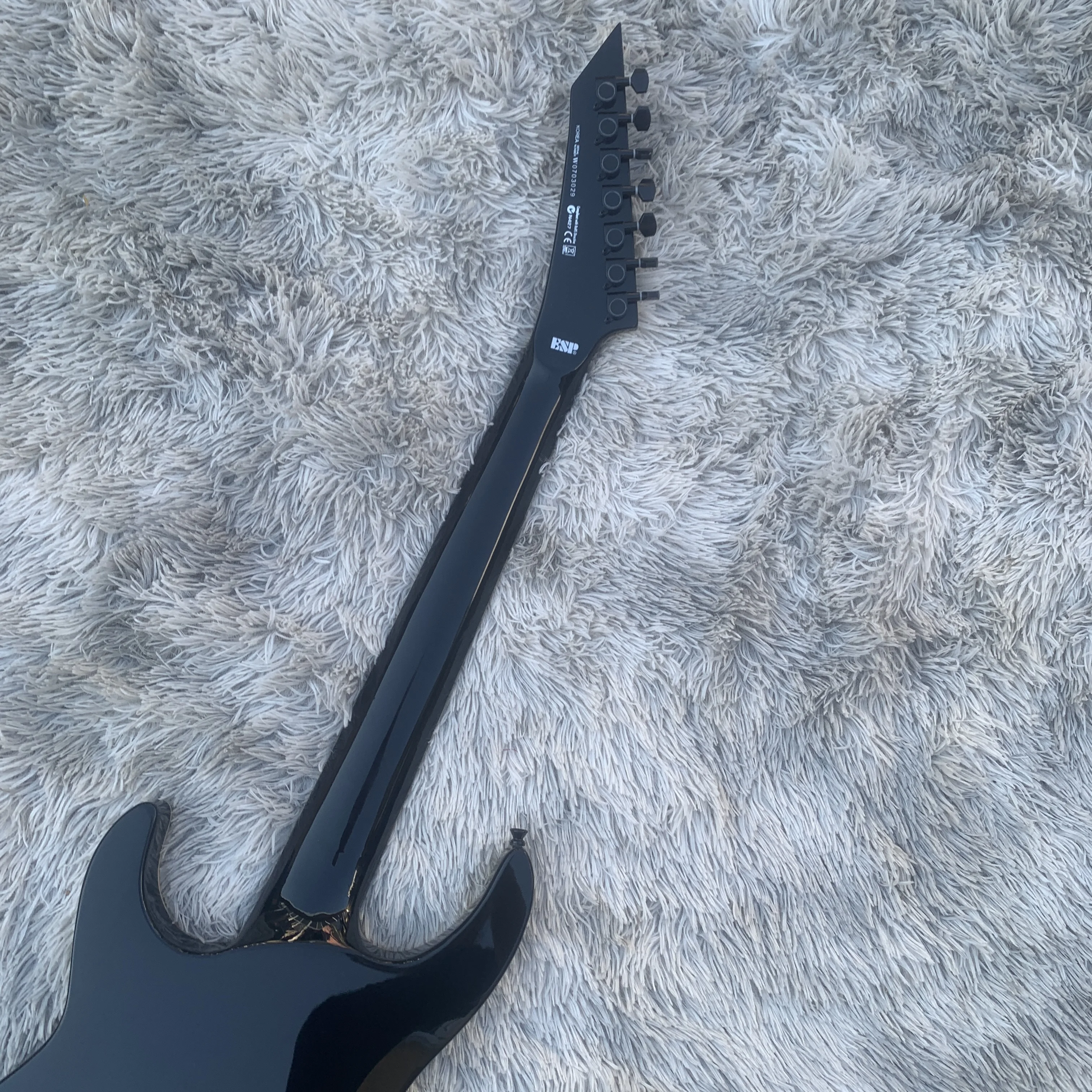 Black Body 7 Strings Electric Guitar with Black Hardware maple Neck ebony fretboard Provide Customized Service