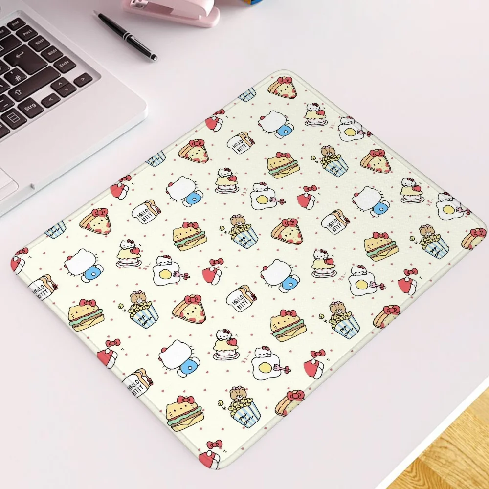 Gaming Mouse Pad Anime Small Hello Kitty Desk Accessories Pc Gamer Girl Rubber Mat Mousepad Company Game Mats Mause Laptop Table