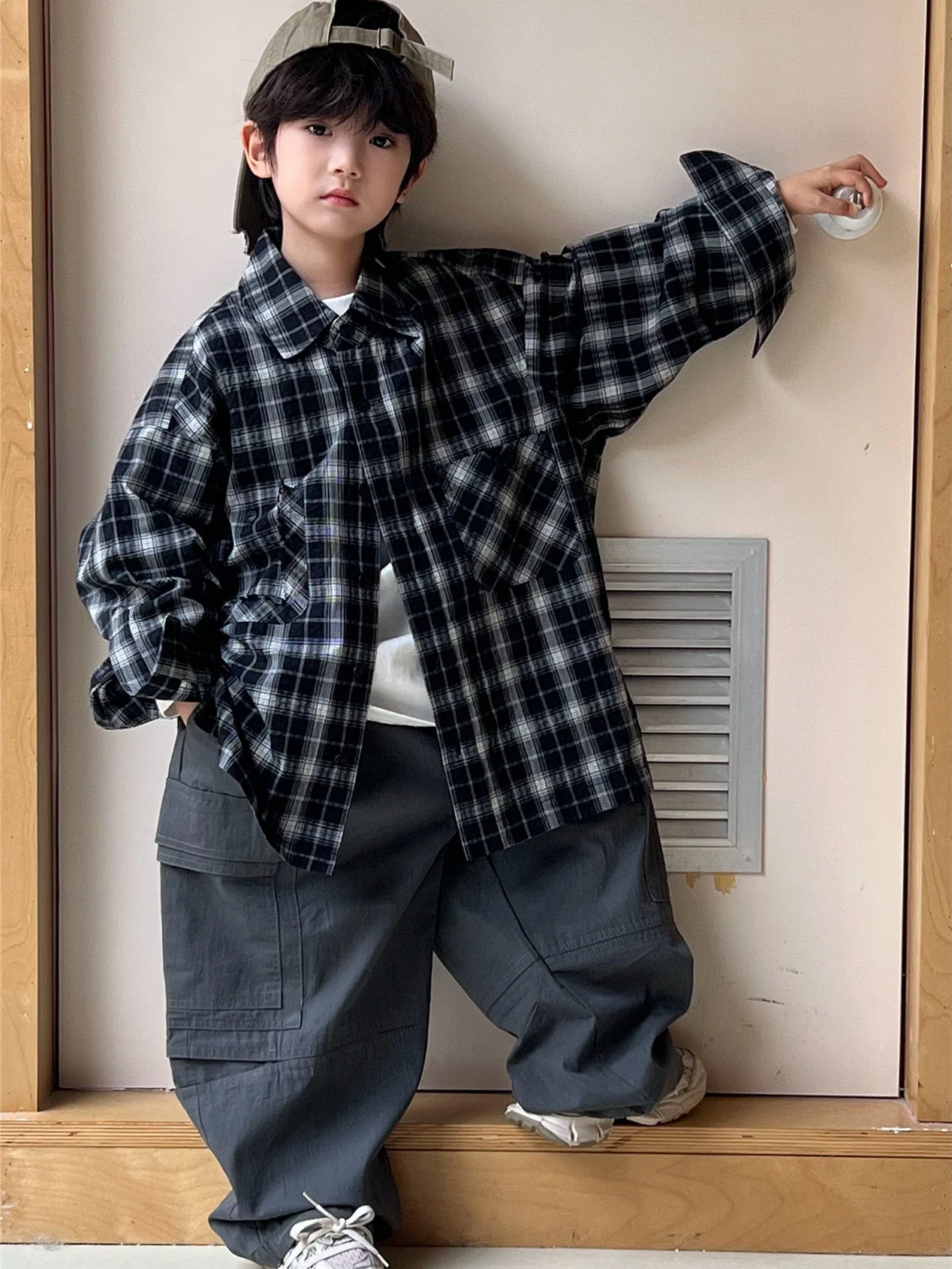 

2025 Autumn Collection Children's Checkered Shirt Embroidered Boys' and Girls' Elegant Shirt