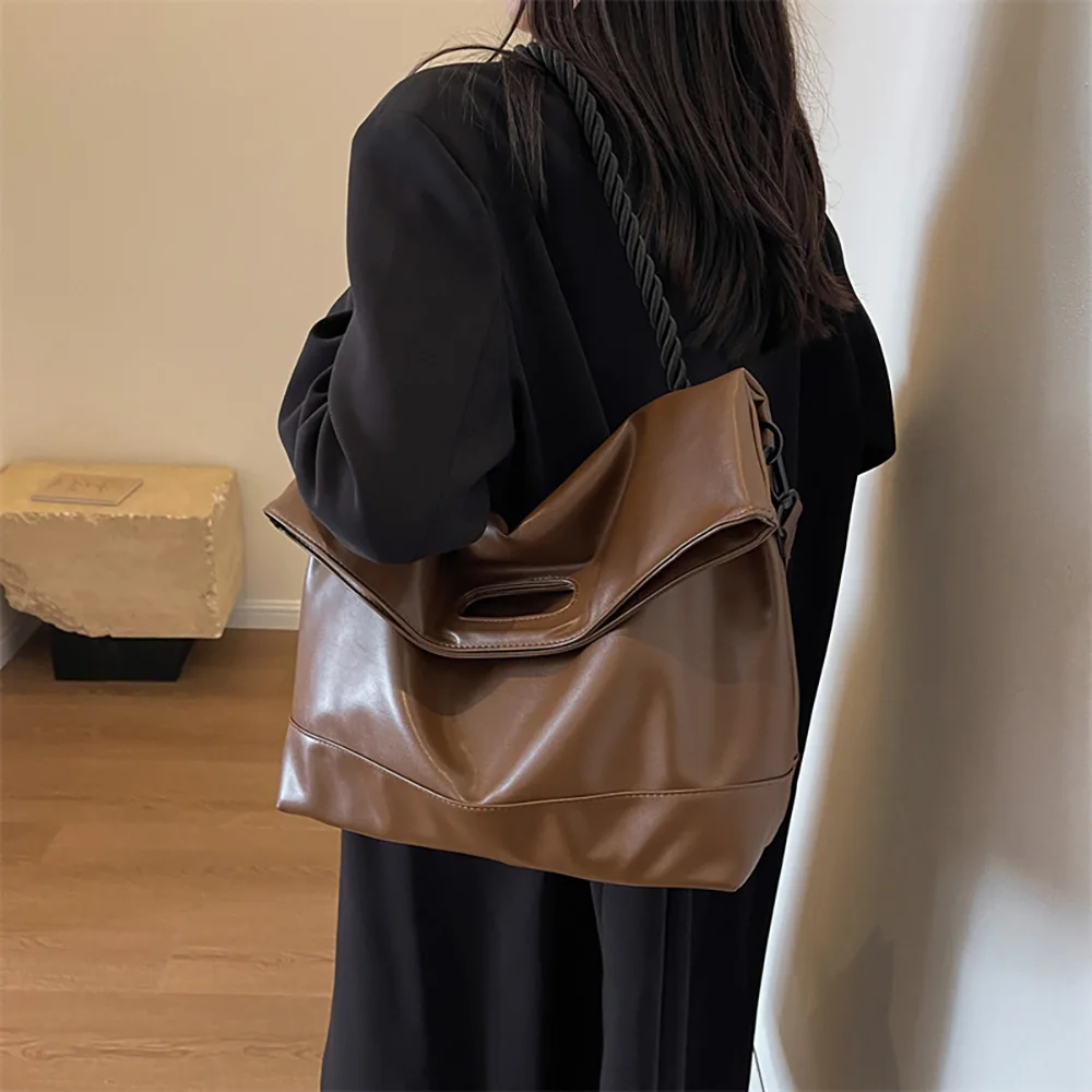 Women Commuter Crossbody Sling Bag Autumn Winter Large Capacity Tote Bags High Quality Soft Pu Leather College Girl Shoulder Bag