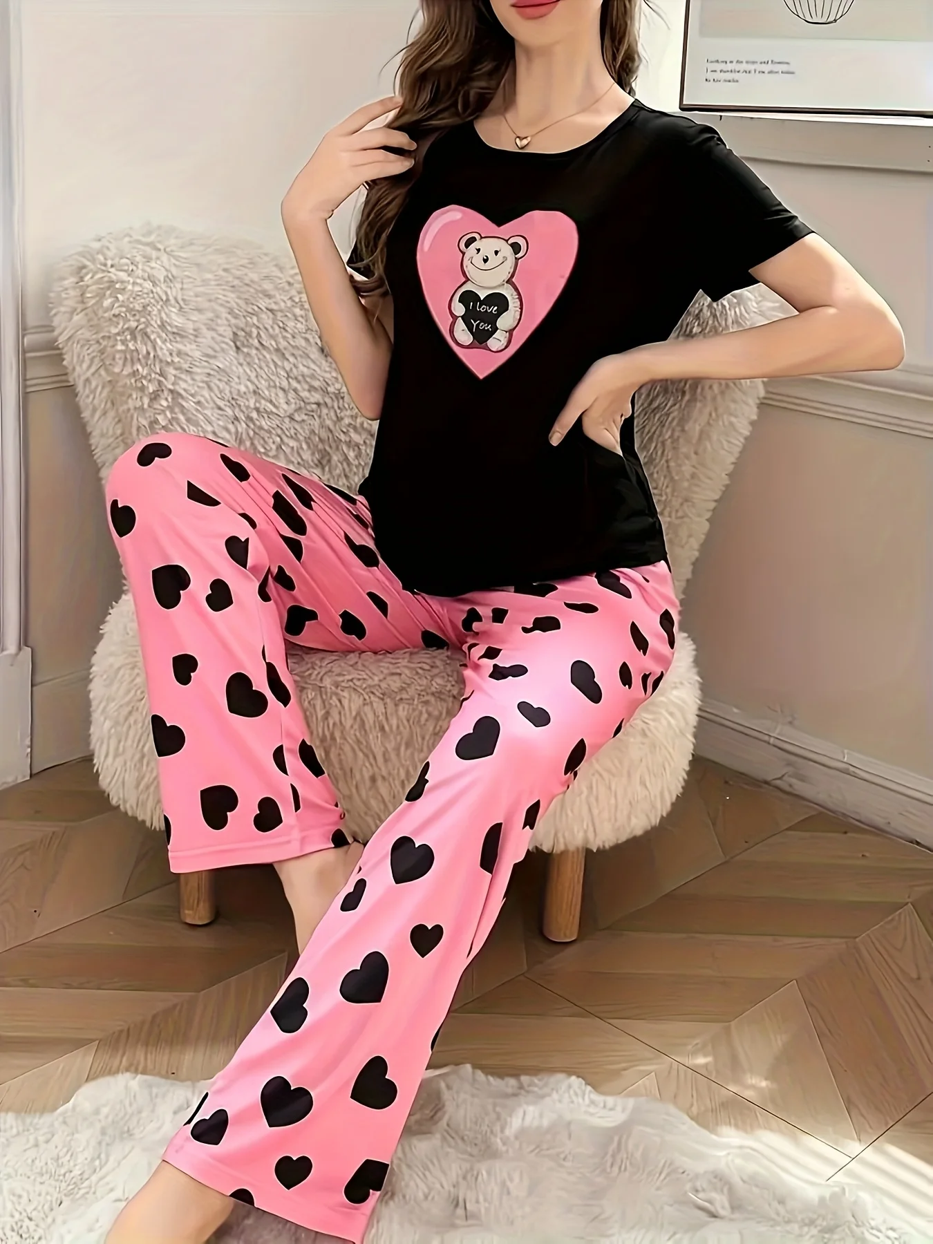 Ins Women's Pajama Set with Cute Bear and Heart Print, Soft and Suitable for Wearing Outside as Loungewear
