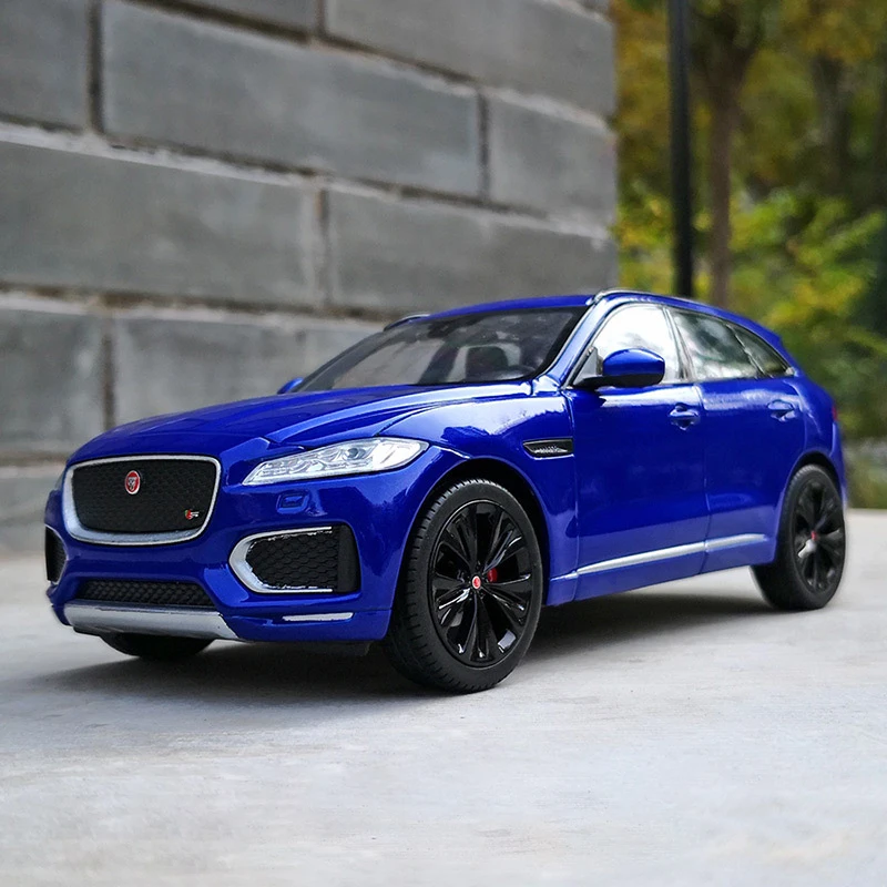 WELLY-Coche de juguete de aleación para niños, vehículo de juguete de coche de F-PACE, Diecasts, 1:24