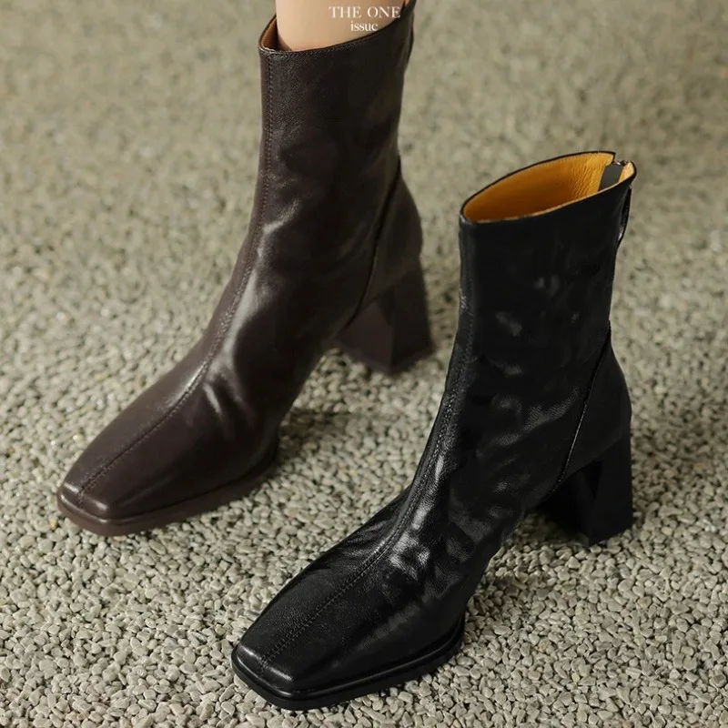 Рисунок 5 - Ботильоны на высоком каблуке