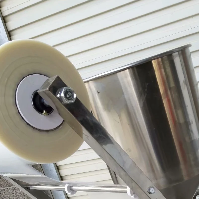 آلة تعبئة السوائل معجون هوائي الفولاذ المقاوم للصدأ آلة تعبئة وتغليف تجارية آلة صنع الأكياس