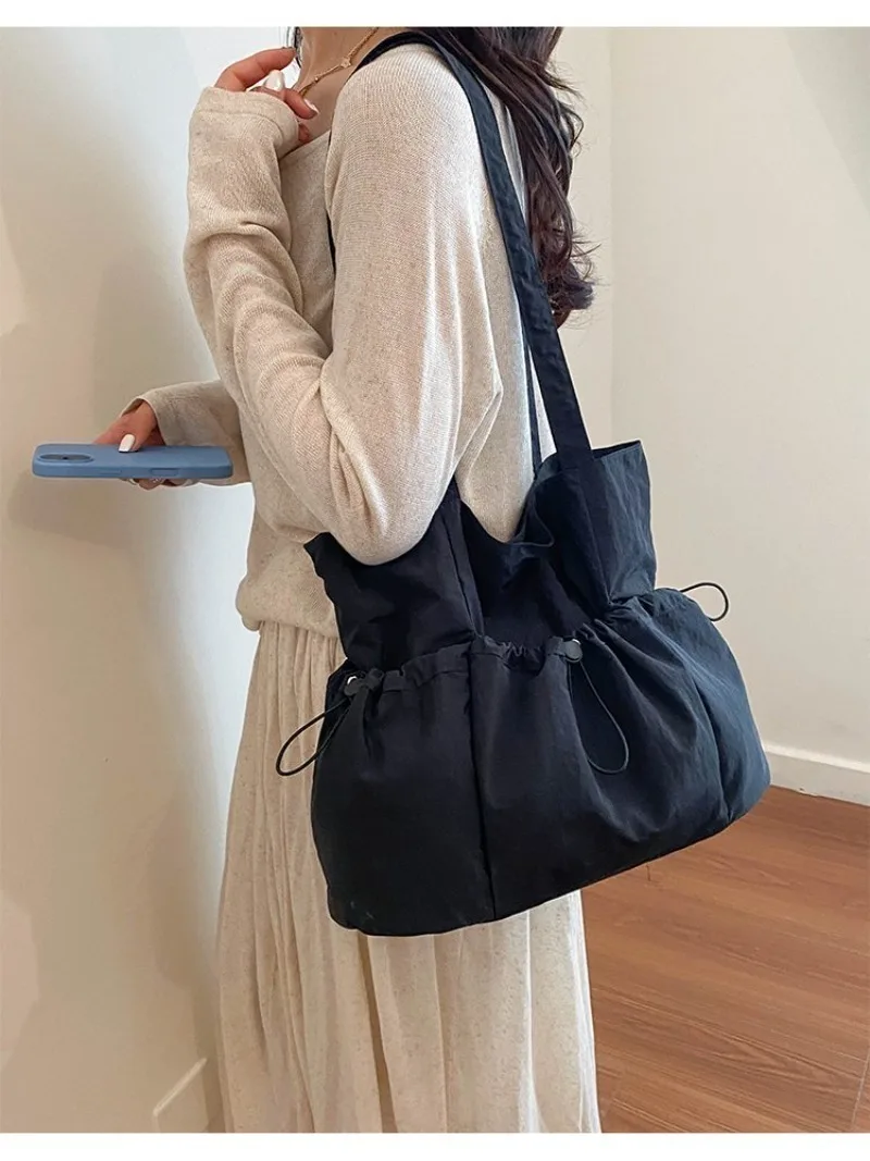 CEEKAY Solid Wrinkle Tragetasche mit Kordelzug, seitlicher elastischer Verschluss, breiter Stoffriemen, für Damen, Alltag, Schule, große lässige Schultertasche – Detail 23