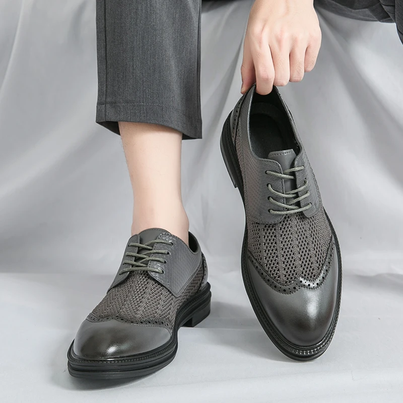 

Summer Men Retro Brogues Men Lace-up Comfortable Breathable Brand Small Leather Shoes Men Business Dress Shoes Sizes 38-46