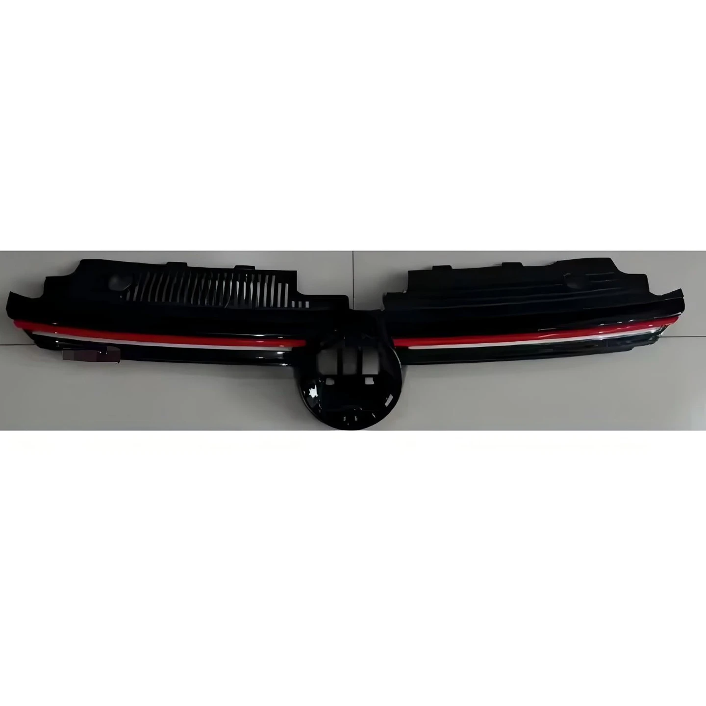 

The middle grille is suitable for the general public. It is suitable for golf 8 GTI with lights (red) OE 5HG 853 653