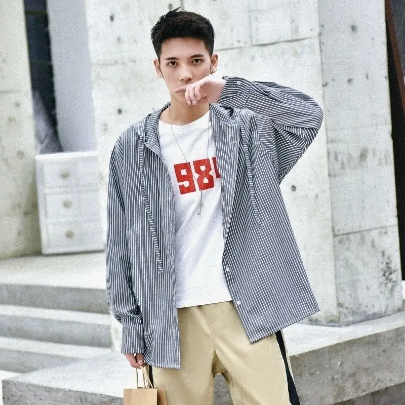 أنيقة الرجال الكورية نمط العصرية مقنعين فضفاضة مخطط قميص طويل الأكمام سترة رقيقة