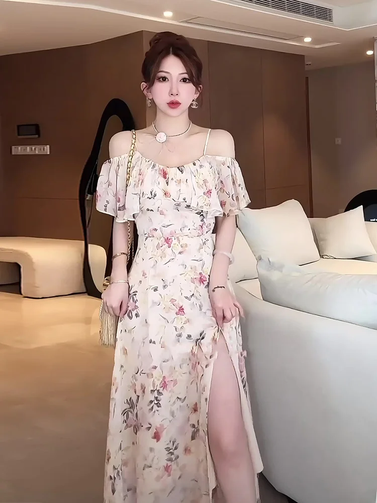 Letnia kolekcja 2025: Nowa, modna, czysta i urocza sukienka damska na wakacje, z koronkowym wykończeniem, paskiem, kwiatowym wzorem, codzienna, z włókna poliestrowego.