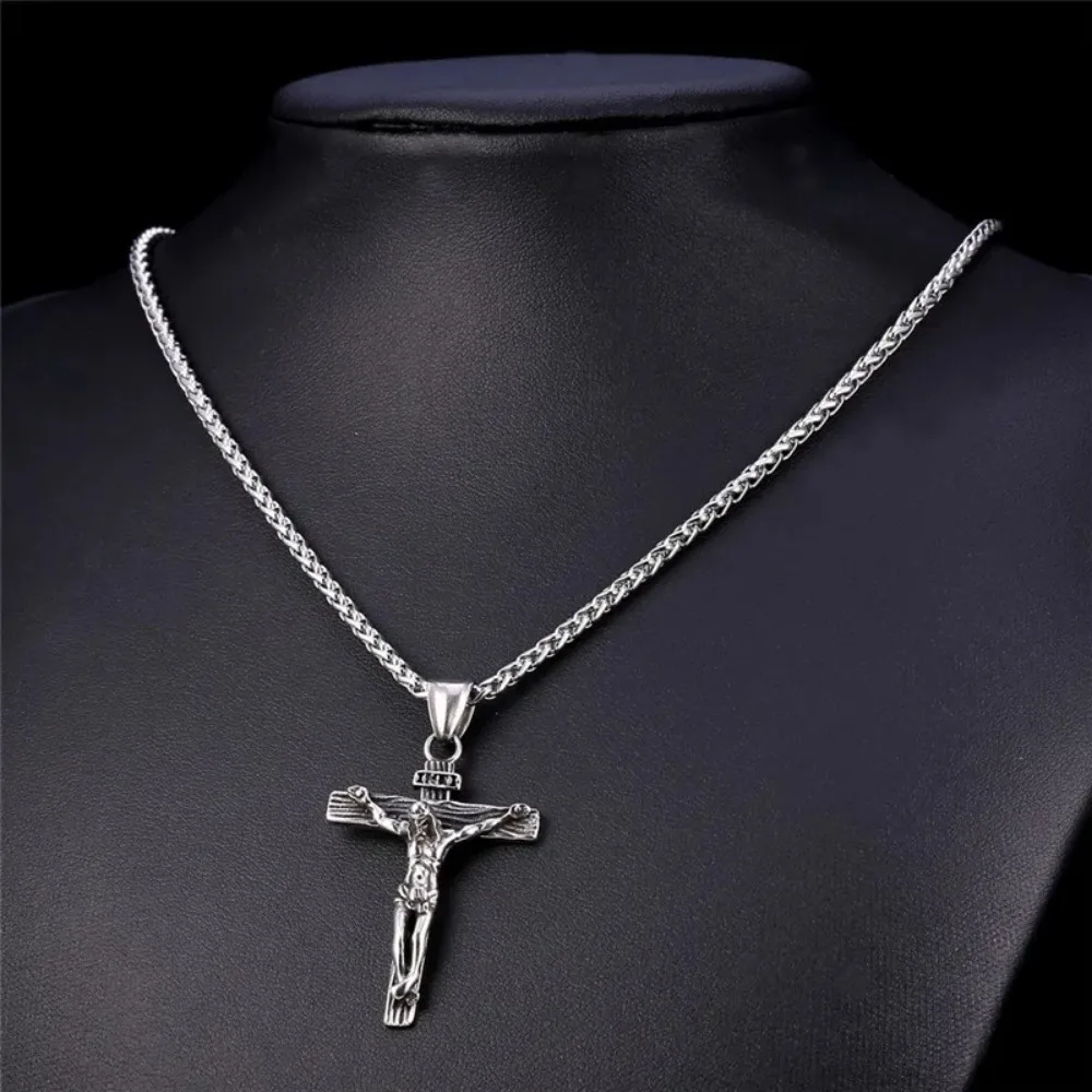 Classic Fashion Christmas Ornaments Necklace Amulet Pendant Charm Nacklace Men Punk Hip Hop Trend Mix and Match Wholesale