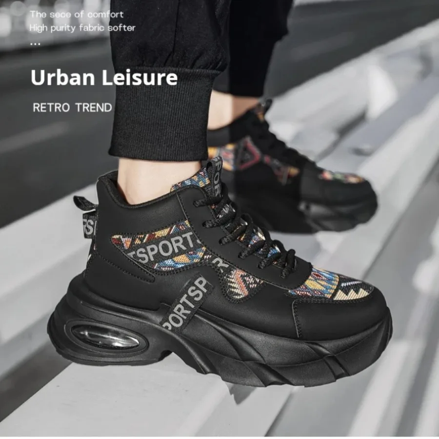 High-top Casual Sports Shoes for Men with Thick Soles Lace-up Large Round Heads Durable Leather Surfaces for All Four Seasons