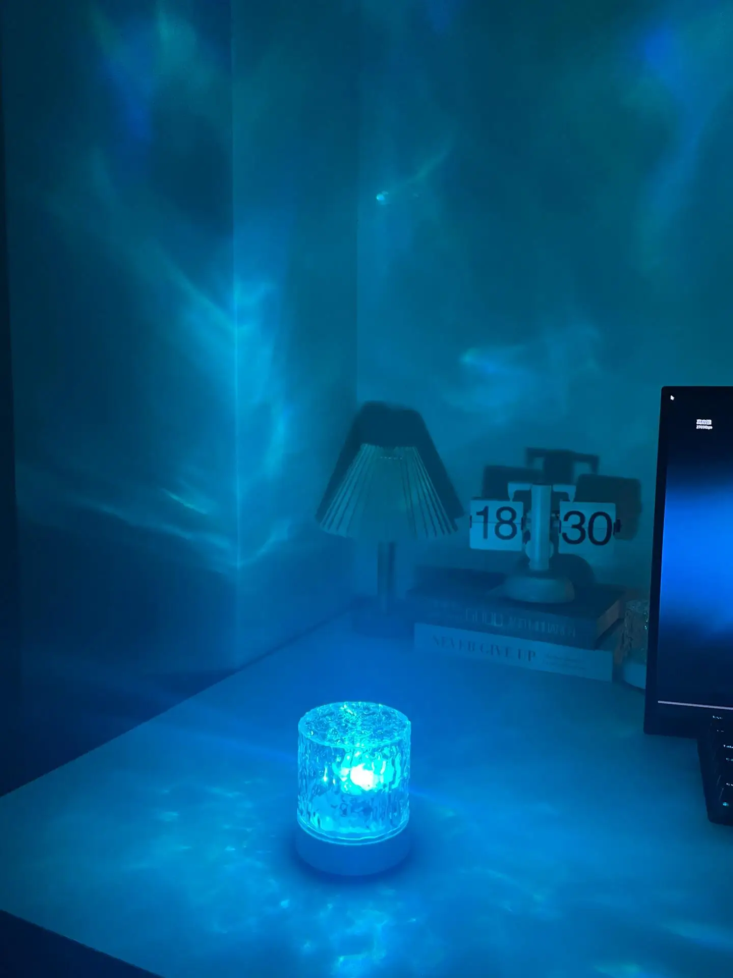 RGB dynamic water ripple atmosphere lamp, bedroom bedside table, and starry sky projection lamp in the live broadcast room