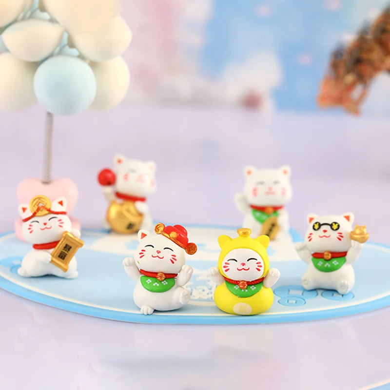 1pcs Cartoon Maneki Neko Ornaments Animal Figurine Cat Pig Model Lucky Wealth Desktop Car Decoration