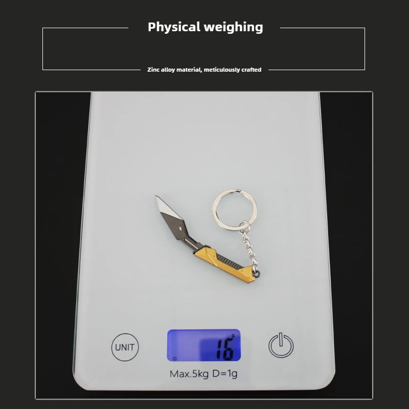 9 centimetri Valorant Tank Battle Nepal armi Modelli Gioco periferici Mini Portachiavi Zaino Pendenti e Ciondoli Ornamento Ragazzo Da Collezione Regali Giocattolo