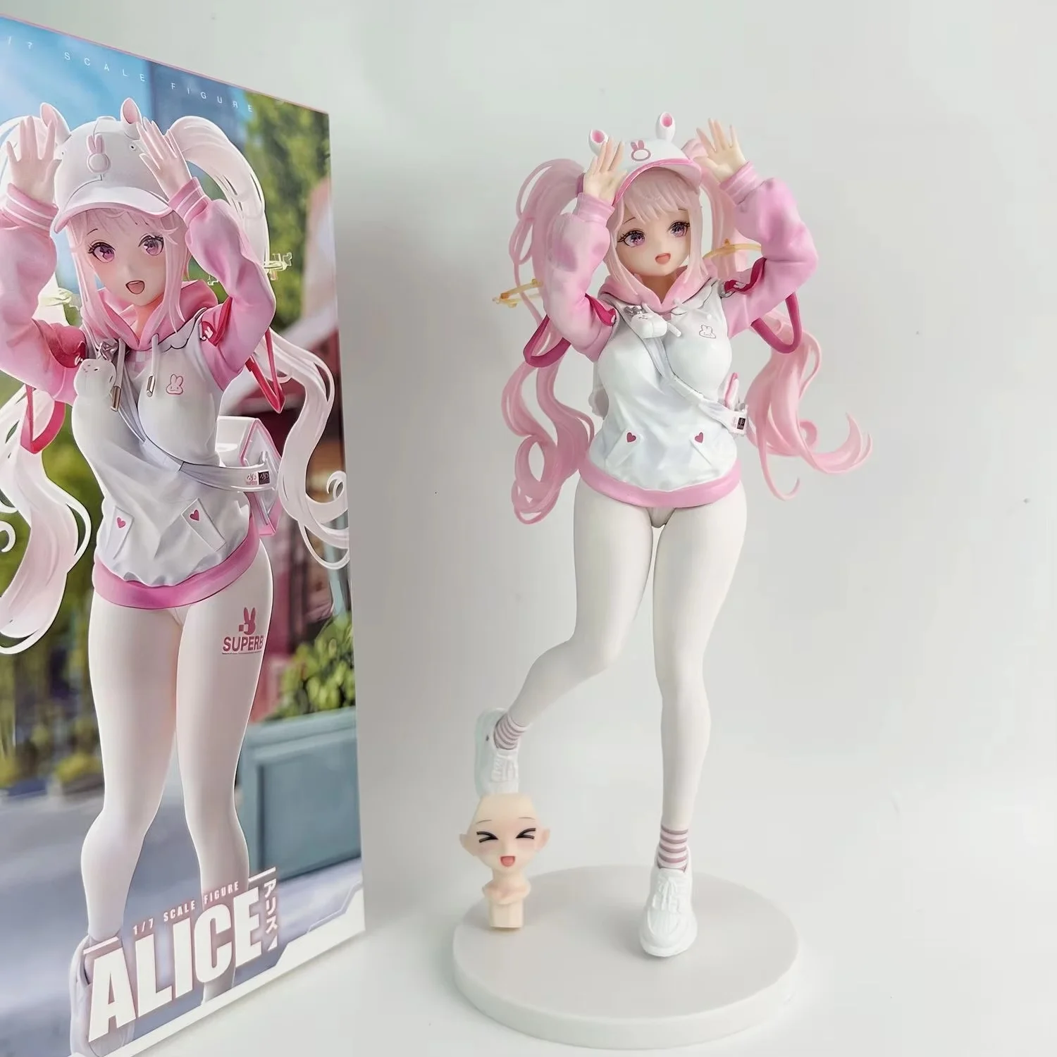 Figurka kolekcjonerska Winged Victory Sports Alice, dwustronnie rzeźbiona, model do samodzielnego montażu, motyw Home Sweet Home, zabawka akcji.