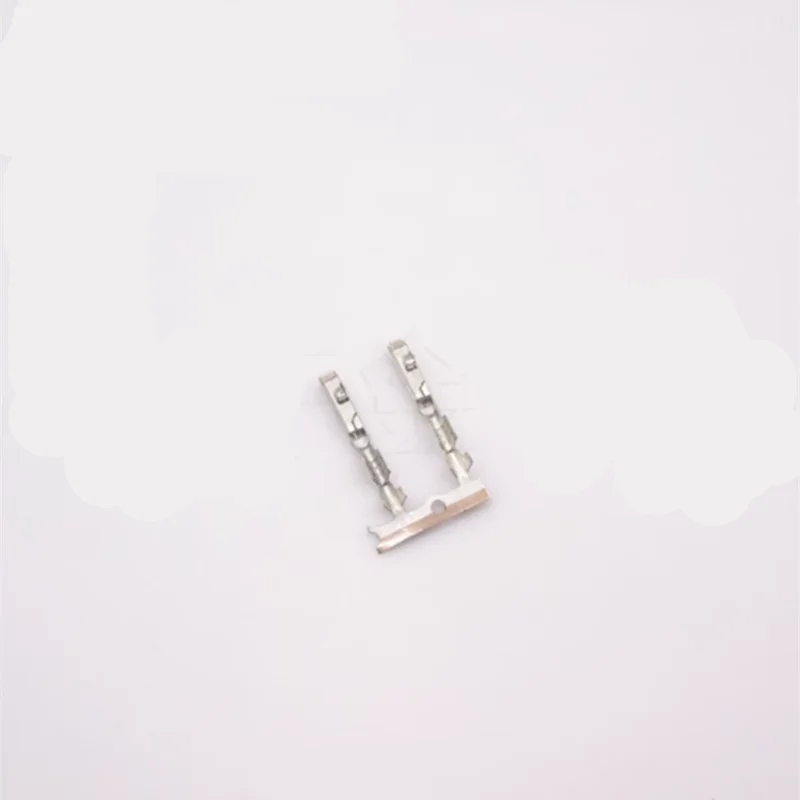 

100PCS Original genuine Delphi connector 13627884 female terminal