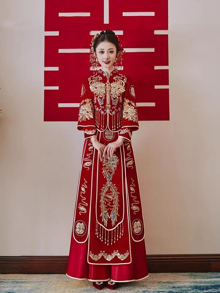 

Свадебное платье в традиционном китайском стиле «Дракон и Феникс» для невест невысокого роста