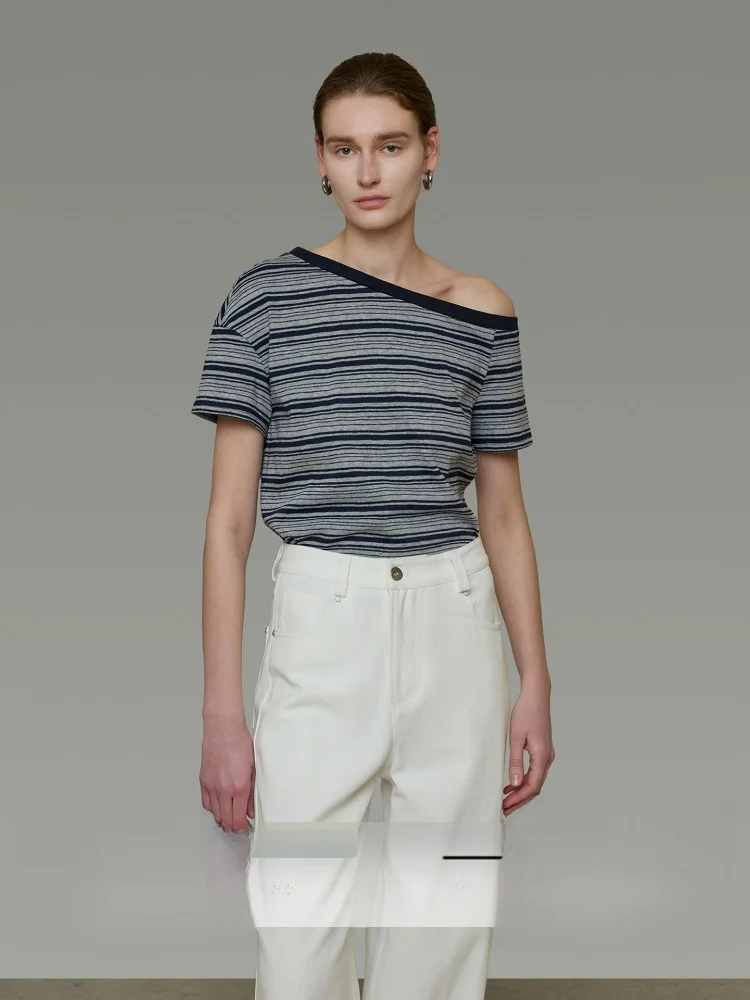 

UNSPOKEN Women's Striped Knitwear Loose Fit Shoulder Bared Color Block Design Slimming High End Feeling Casual Top