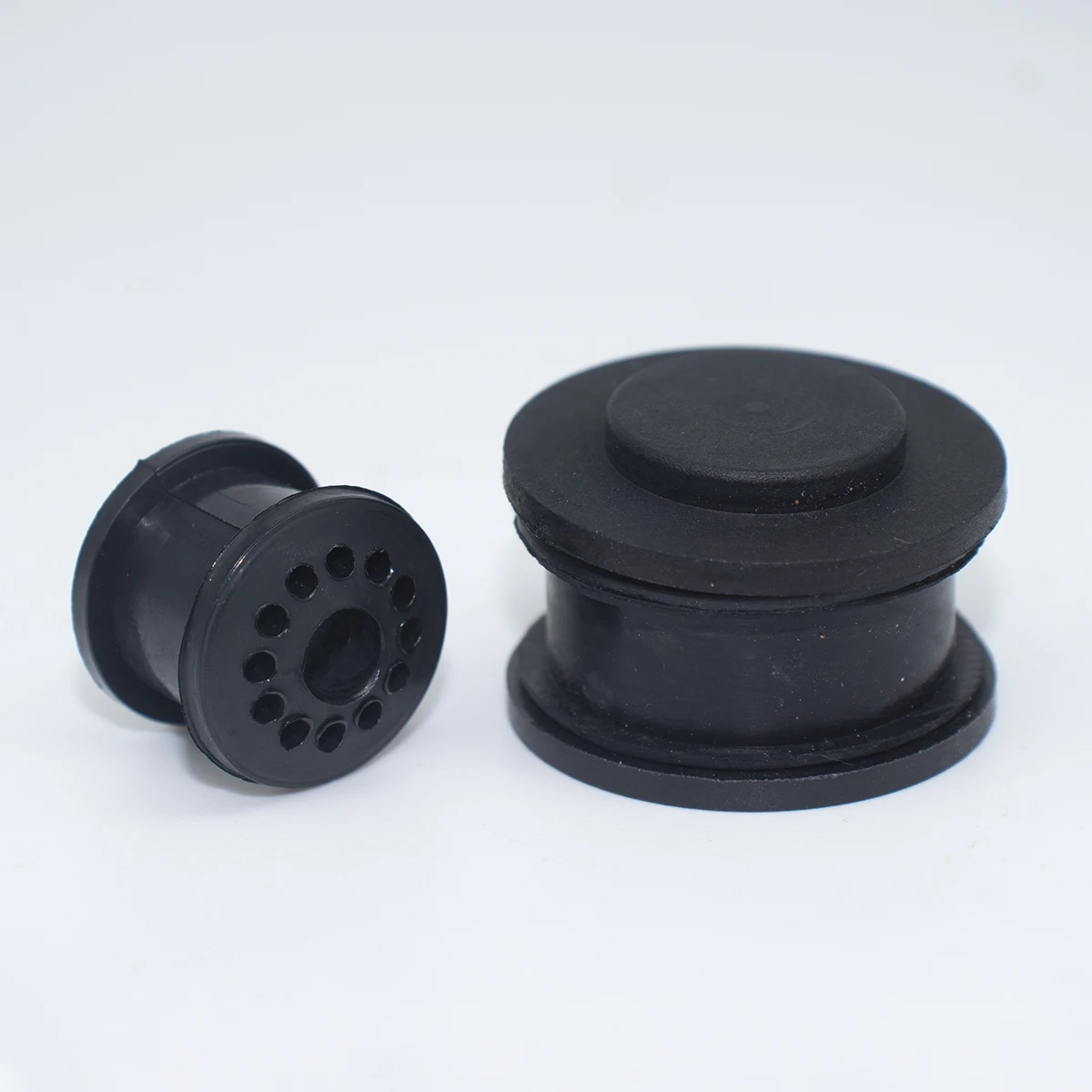Gear Shift Cable Bushing For Ford Focus 2 MK1 1998 2002 2003 2004 2005 2006 2008 2010 Shifter Selector Linkage Lever End Pivot