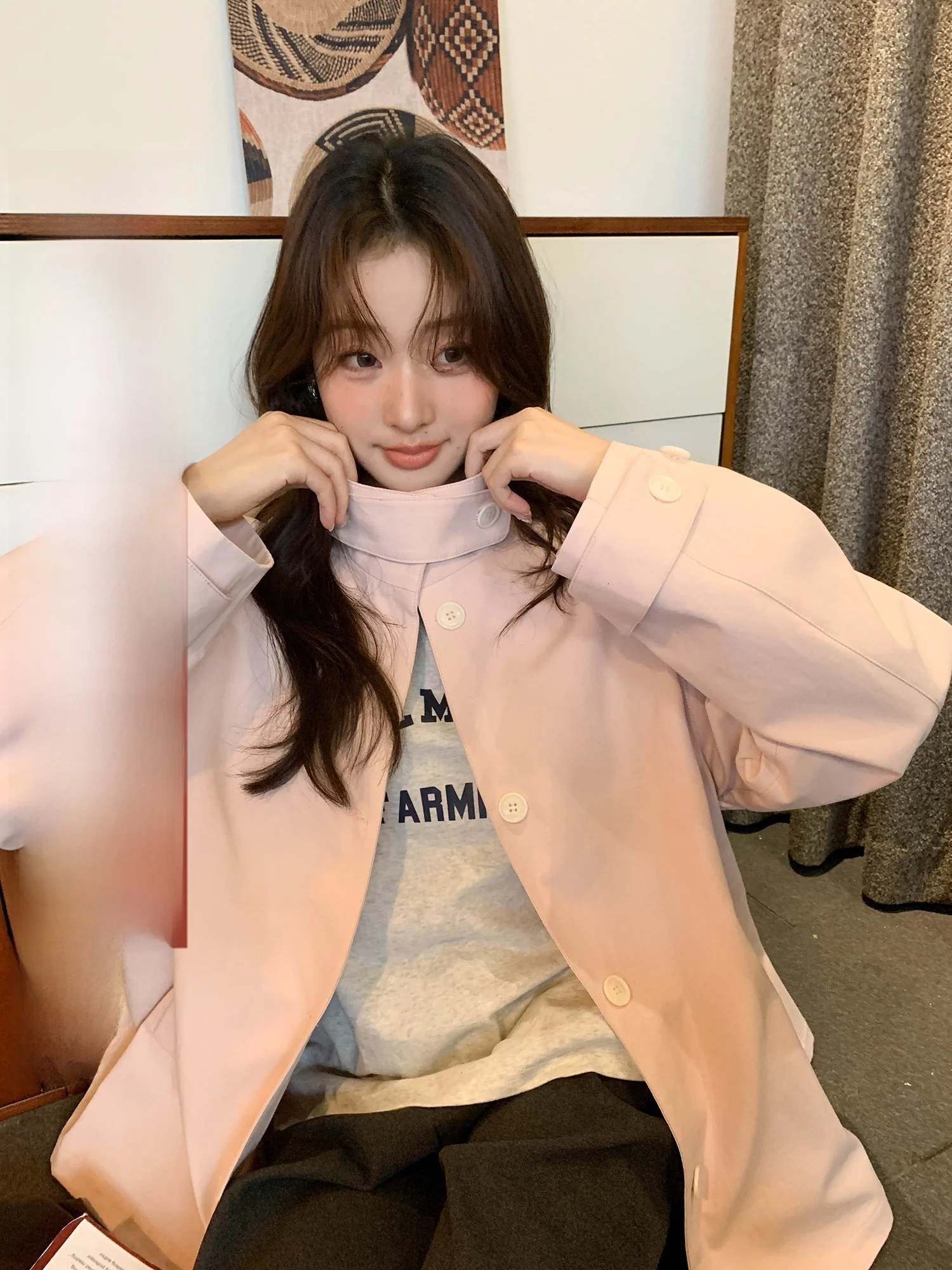 

Розовая женская куртка свободного кроя с воротником-стойкой в корейском стиле, повседневная, с длинными рукавами, средней длины, на пуговицах, для ежедневной носки