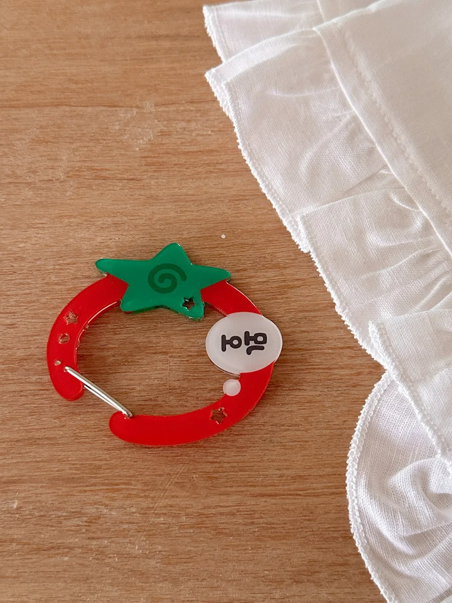 Cute Climbing Buckle Acrylic Keychain Accessory Painful Package Hanging Decoration Creative Gift Festival Supplies