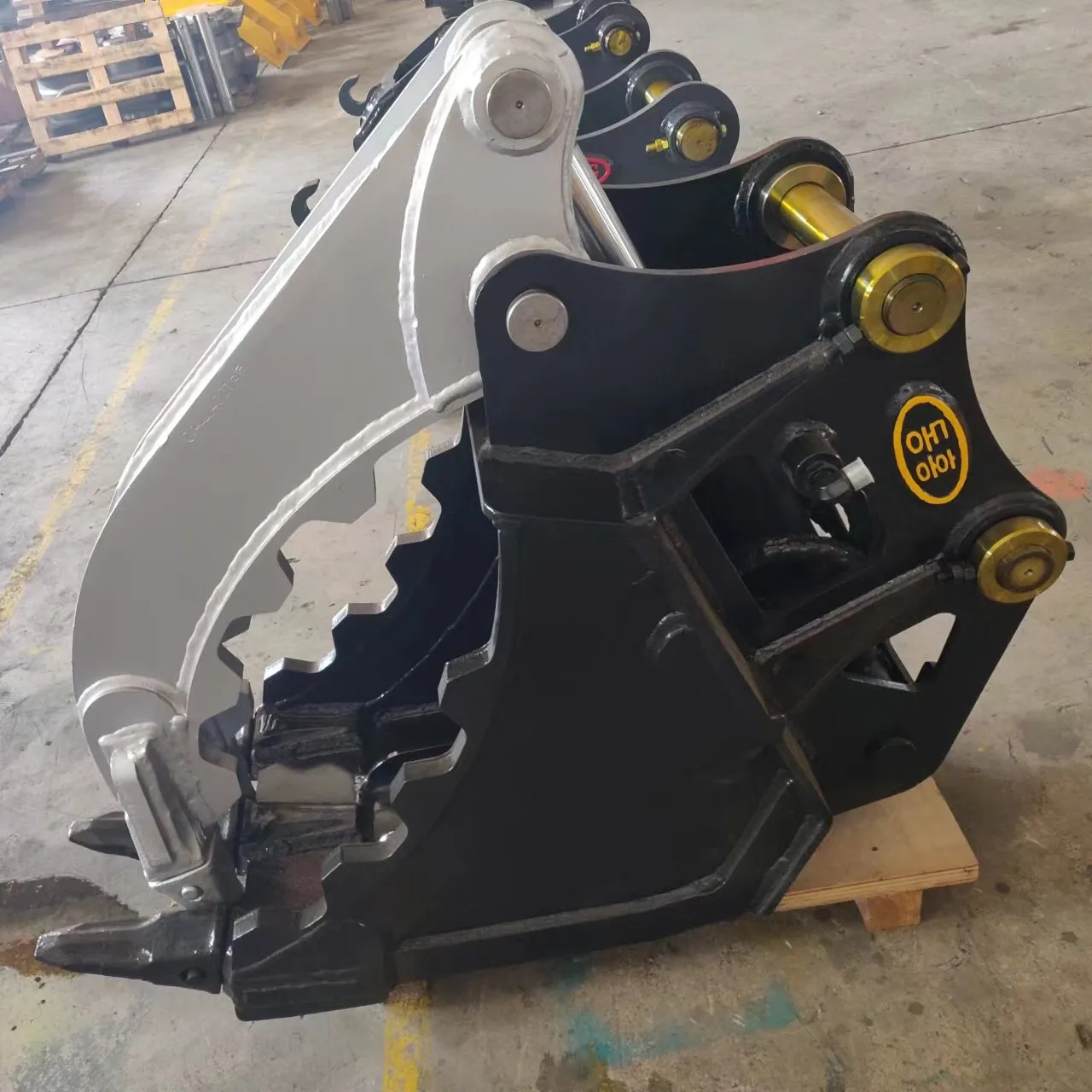 رائجة البيع في أستراليا دلو الإبهام الهيدروليكي المعتمد من CE للحفارات 5 طن #2