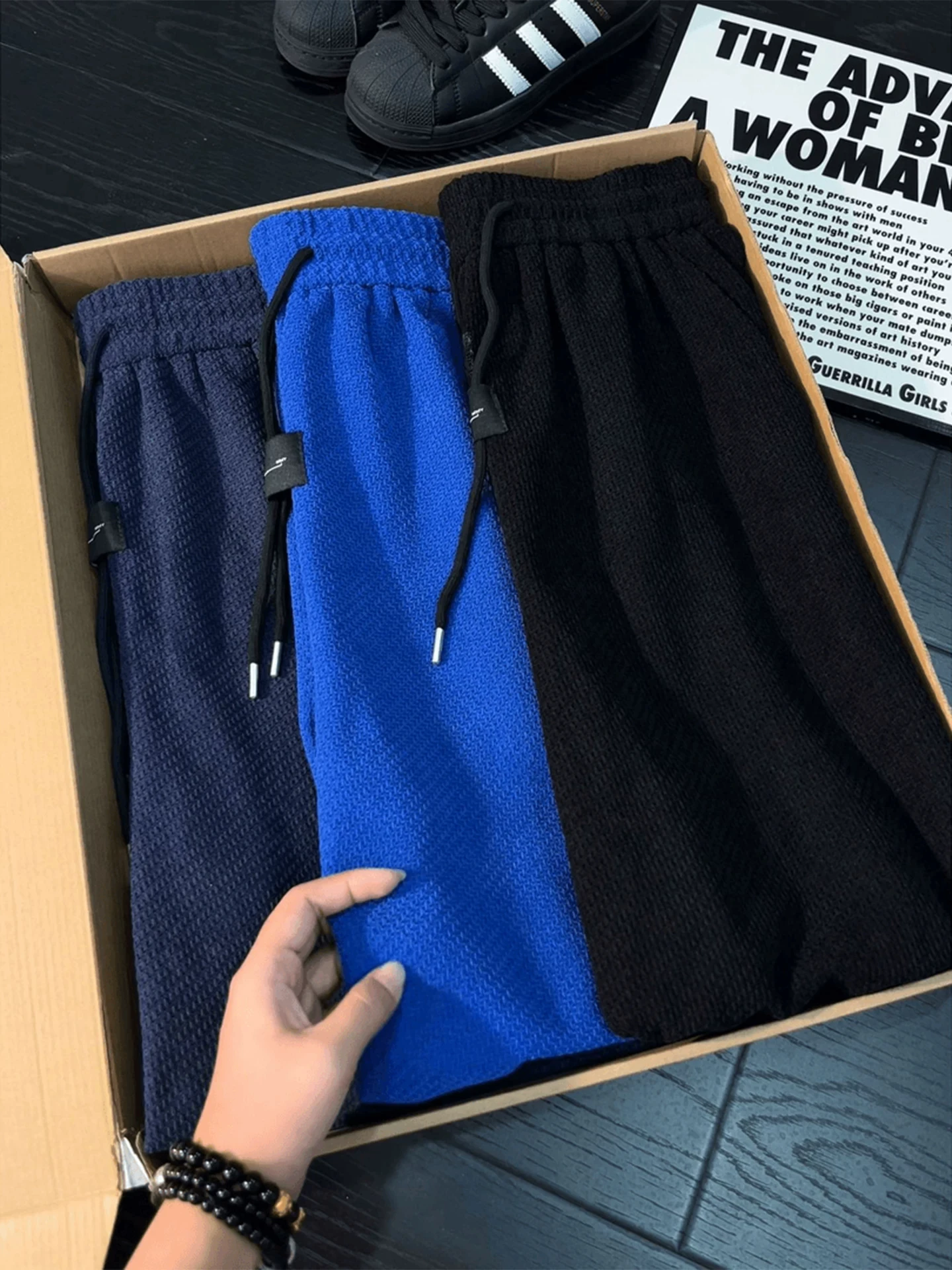 Men's Summer Thin Mesh Breathable Five-Quarter Snake Scale Pattern Shorts Casual Loose Fit Straight Leg Pants Comfortable Ski...