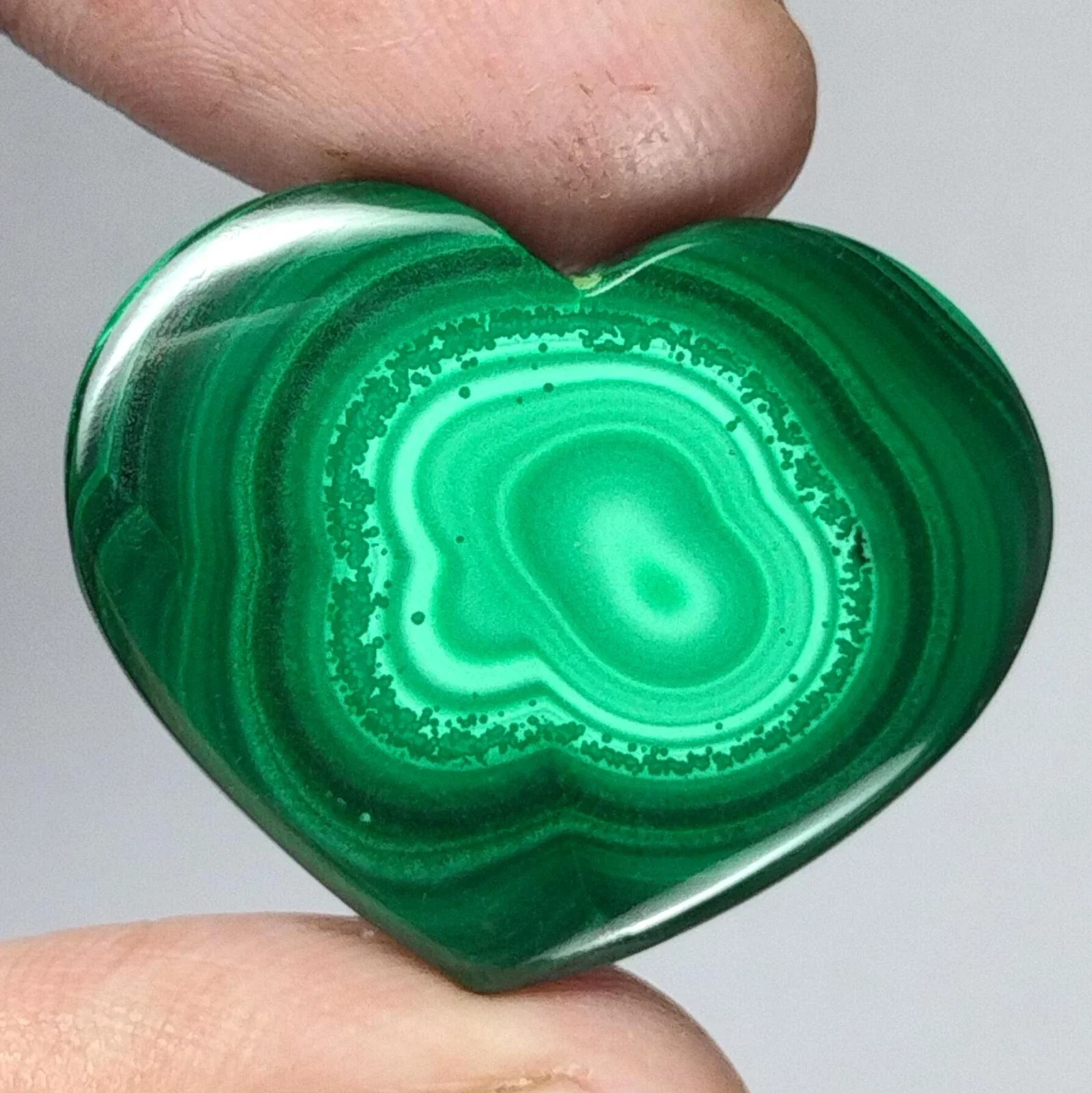 

Natural Green Malachite Stone, Heart, Quartz Crystal, Original Stone, Malachite Stone Polished Heart, Mineral Healing