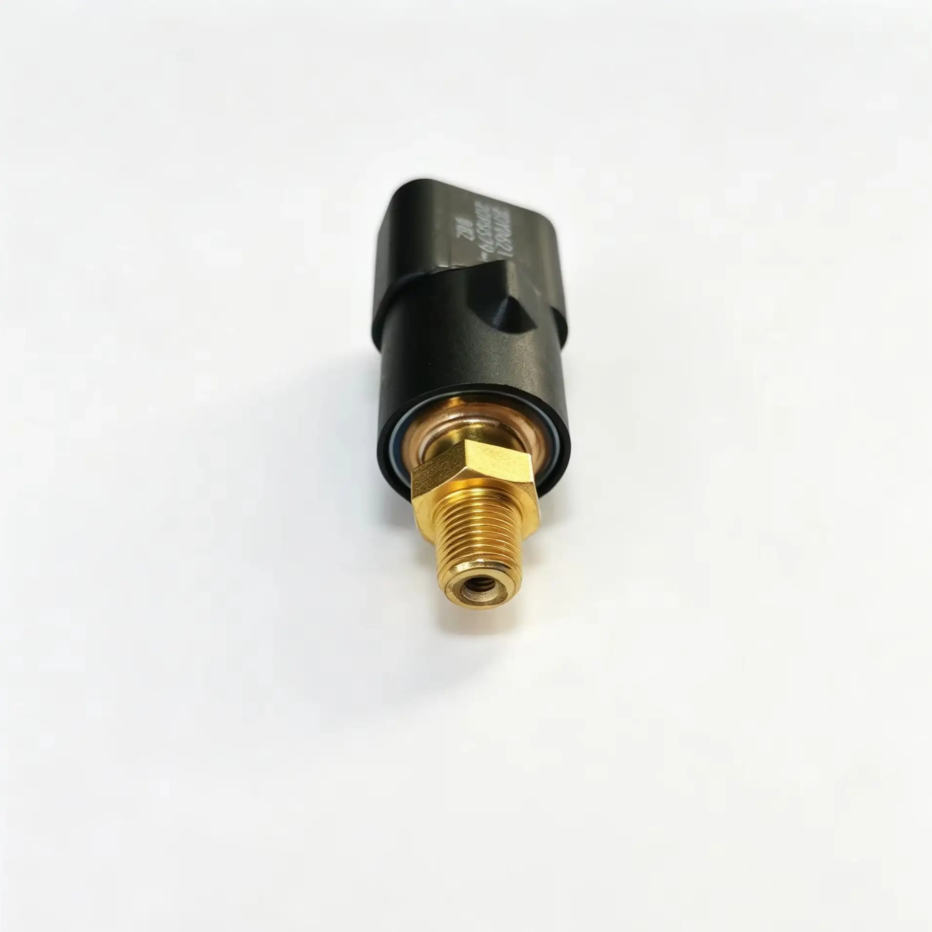 Pressure Switch Sensor for Komatsu Excavator Parts PC200-3 PC200-5 PC200-6 Digger Transducer 20Y-06-21710 20PS579-16 20Y0621710