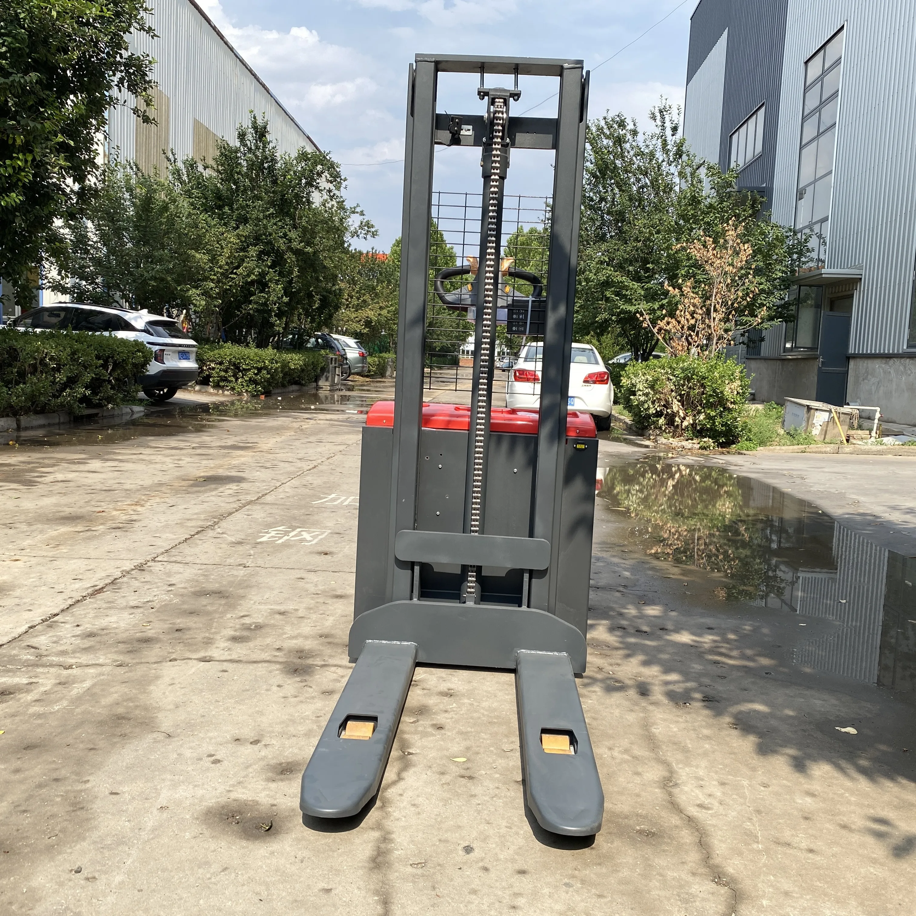 Sollevamento elettrico Carrell - Electric Forklift recensione e prezzo