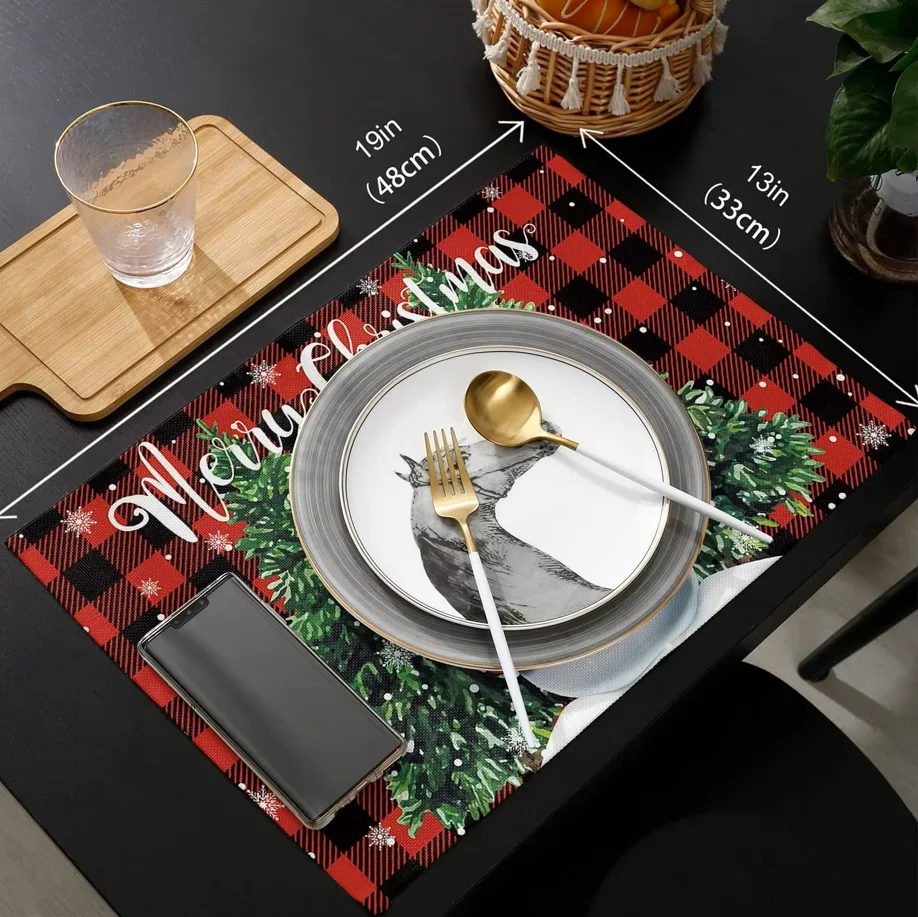 مجموعة مفارش عيد الميلاد مكونة من 4 قطع - منقوشة الجاموس الأحمر مع رقاقات الثلج على شكل رجل الثلج، مفارش طاولة قابلة للغسل لديكور طعام المطبخ #6